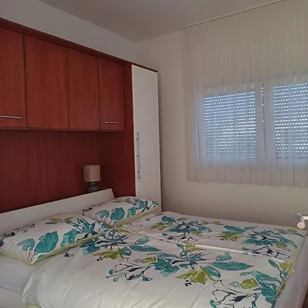 Markovic Rab Apartmán *
