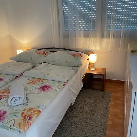 Markovic Rab Apartmán New Translation